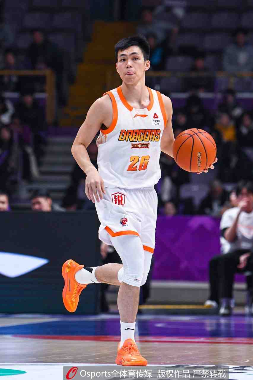 自信心强了不少!庞峥麟8中6&三分4中3砍下19分2板4助
